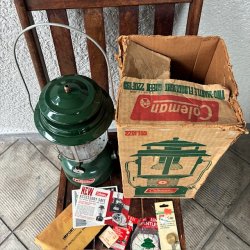 画像2: 箱付き70's Coleman コールマン220F ランタン　70年3月USAヴィンテージ /西海岸キャンプガレージ古道具40's50'sアメリカアンティーク