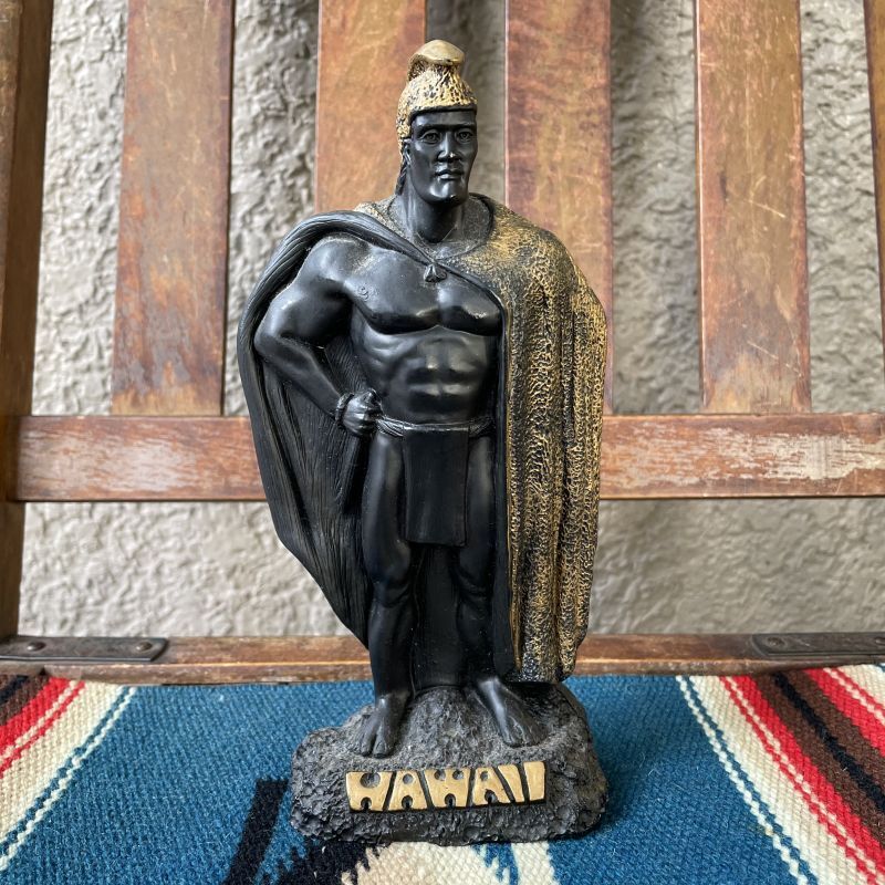 カメハメハ王　ハワイ置物　ハワイ雑貨　アンティーク陶器