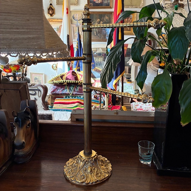 画像3: 豪華！50's〜ゴールドカラー3段アクセサリー飾り棚アメリカアンティーク　USAヴィンテージ雑貨/40's英国インテリア店舗什器タオルハンガー